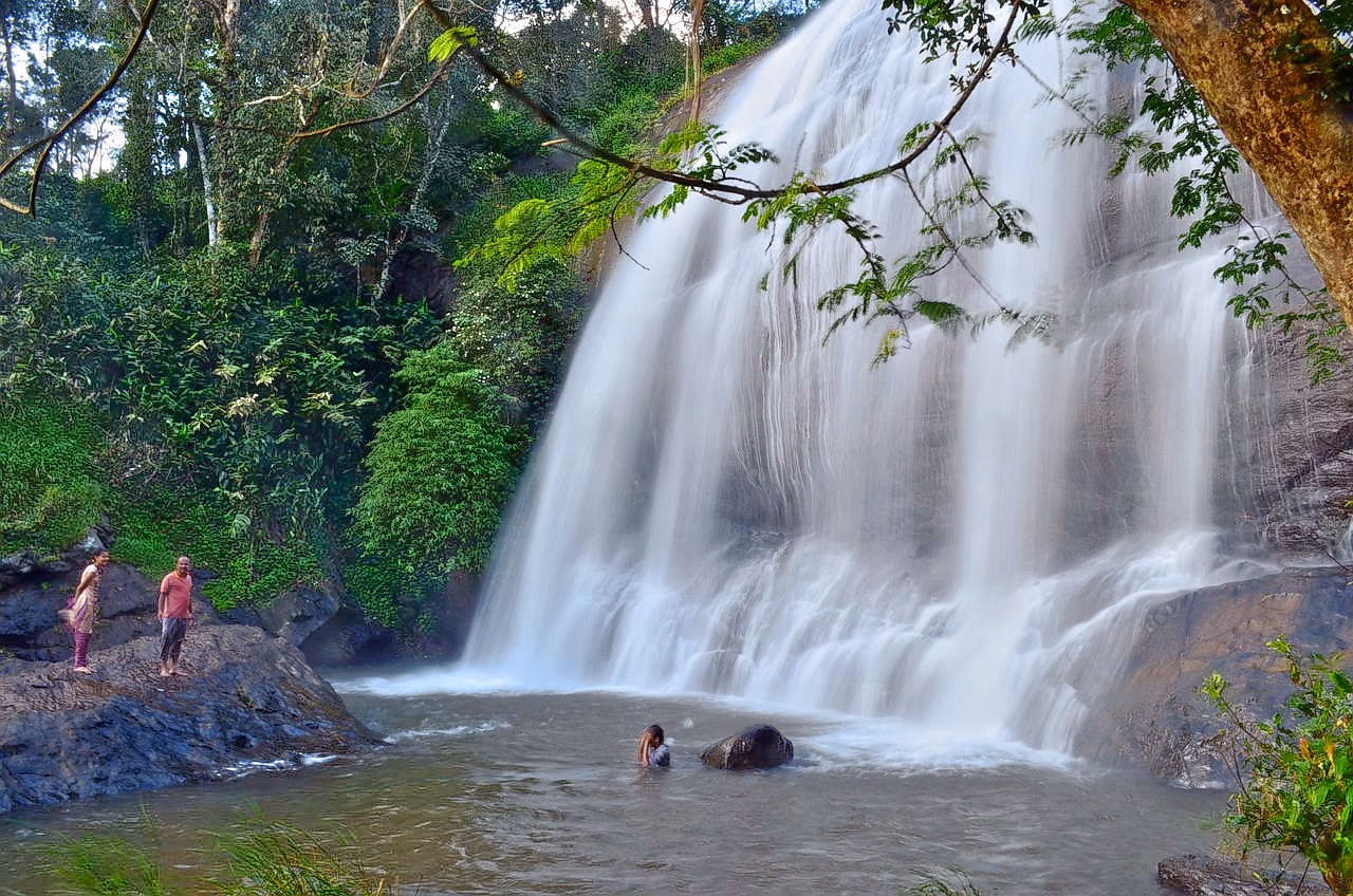Chelavara Falls